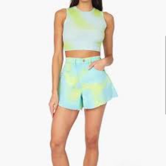 NWT We Wore What Flare Bell Tie Dye Shorts - Picture 5 of 12